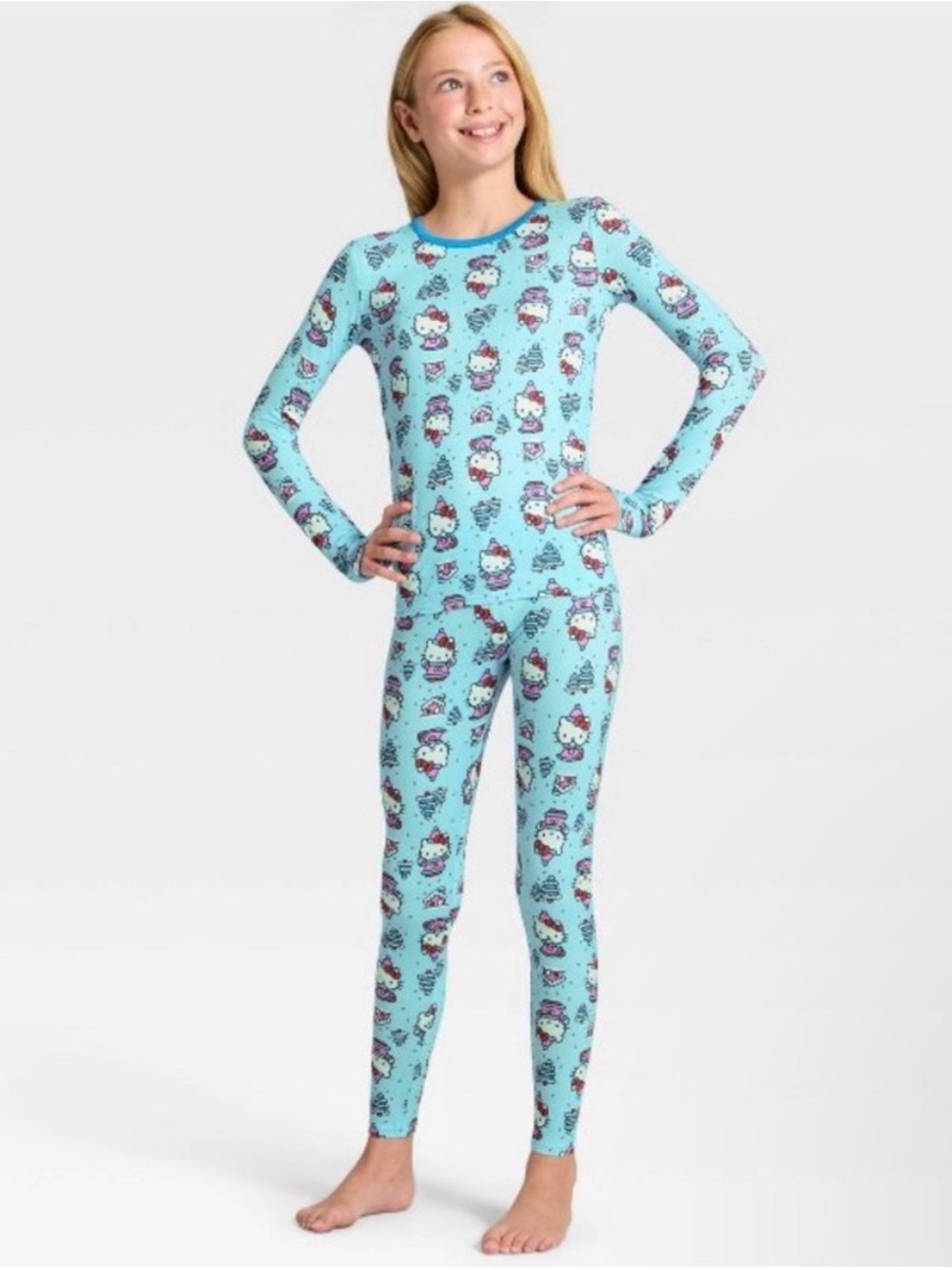 Warm Essentials by Cuddl Duds Hello Kitty Thermal Set Size S NWT